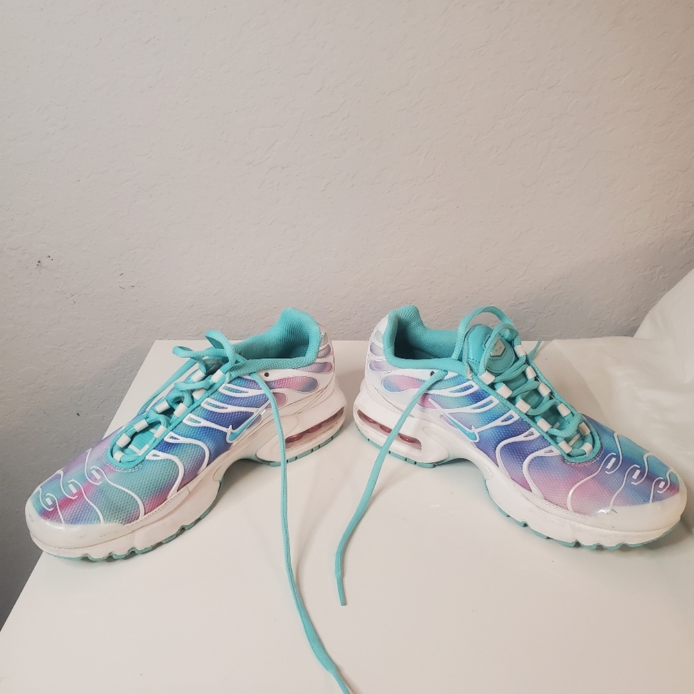 Nike